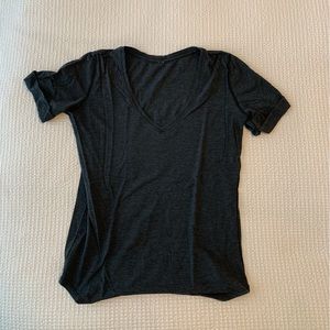 Lululemon Tshirt size 4